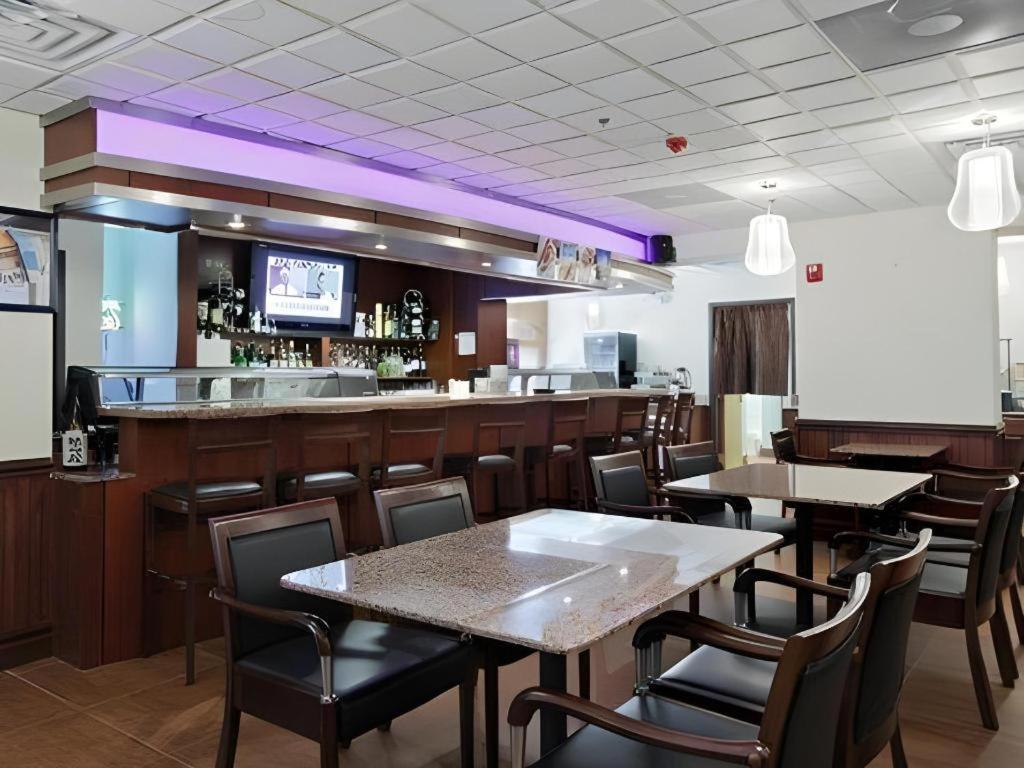 Comfort Inn & Suites Watford City מראה חיצוני תמונה